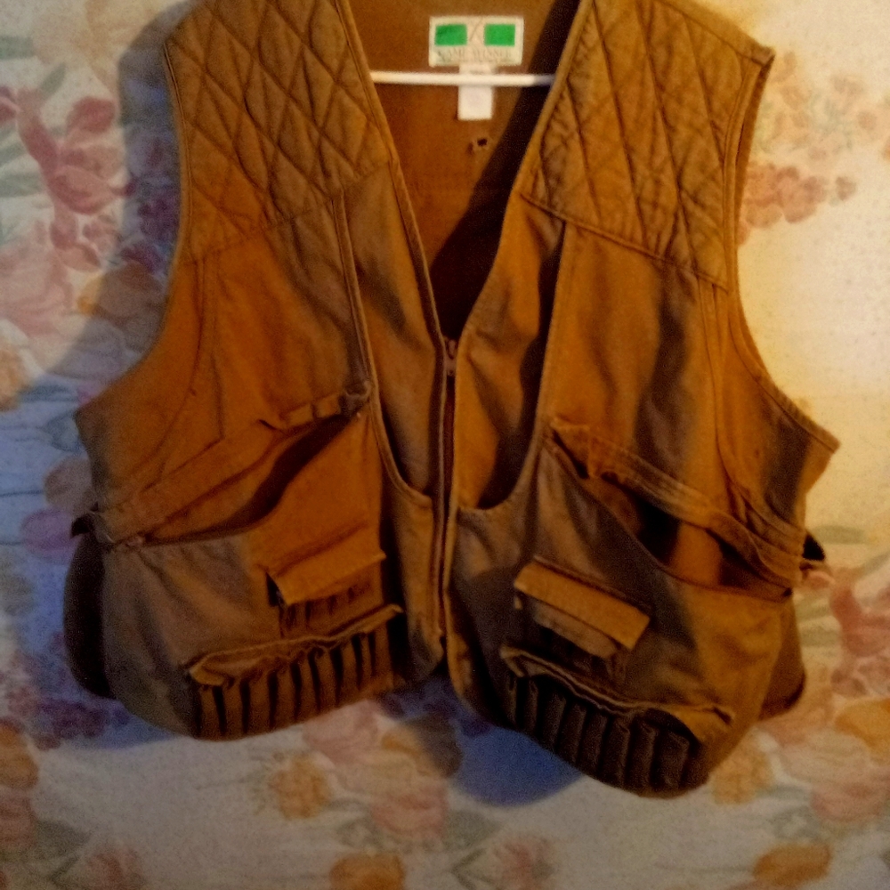 Duck hunting vest